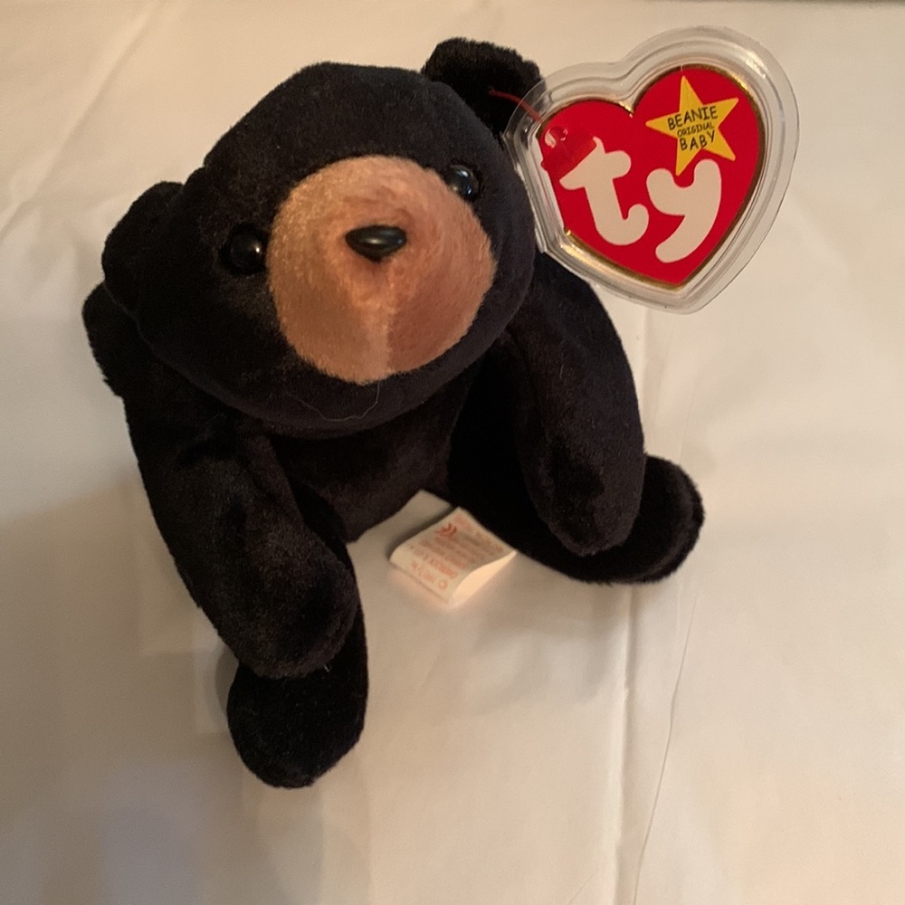 Blackie the black bear Ty beanie baby DOB 7/15/94